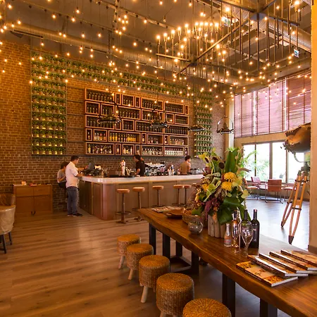 ホテル Doubletree By Hilton Marina Vista ボドルム