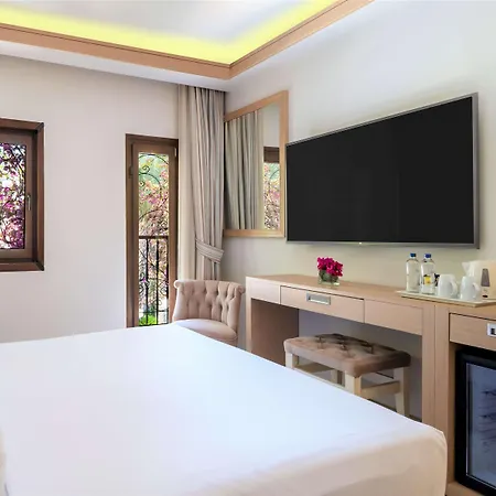 Doubletree By Hilton Marina Vista Hotel Bodrum
