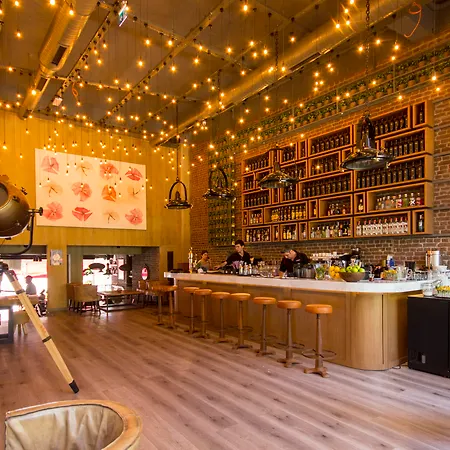 Ξενοδοχείο Doubletree By Hilton Marina Vista 4*