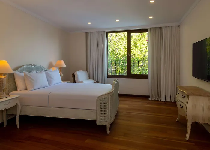 Doubletree By Hilton Marina Vista Hotel Bodrum