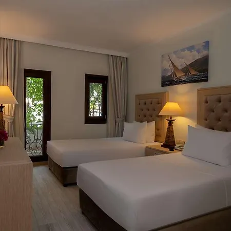 Doubletree By Hilton Marina Vista Hotel 4*
