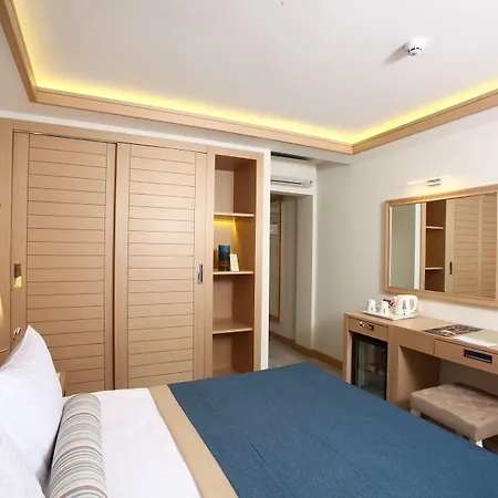ホテル Doubletree By Hilton Marina Vista