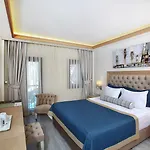Hotell Doubletree By Hilton Marina Vista 4*